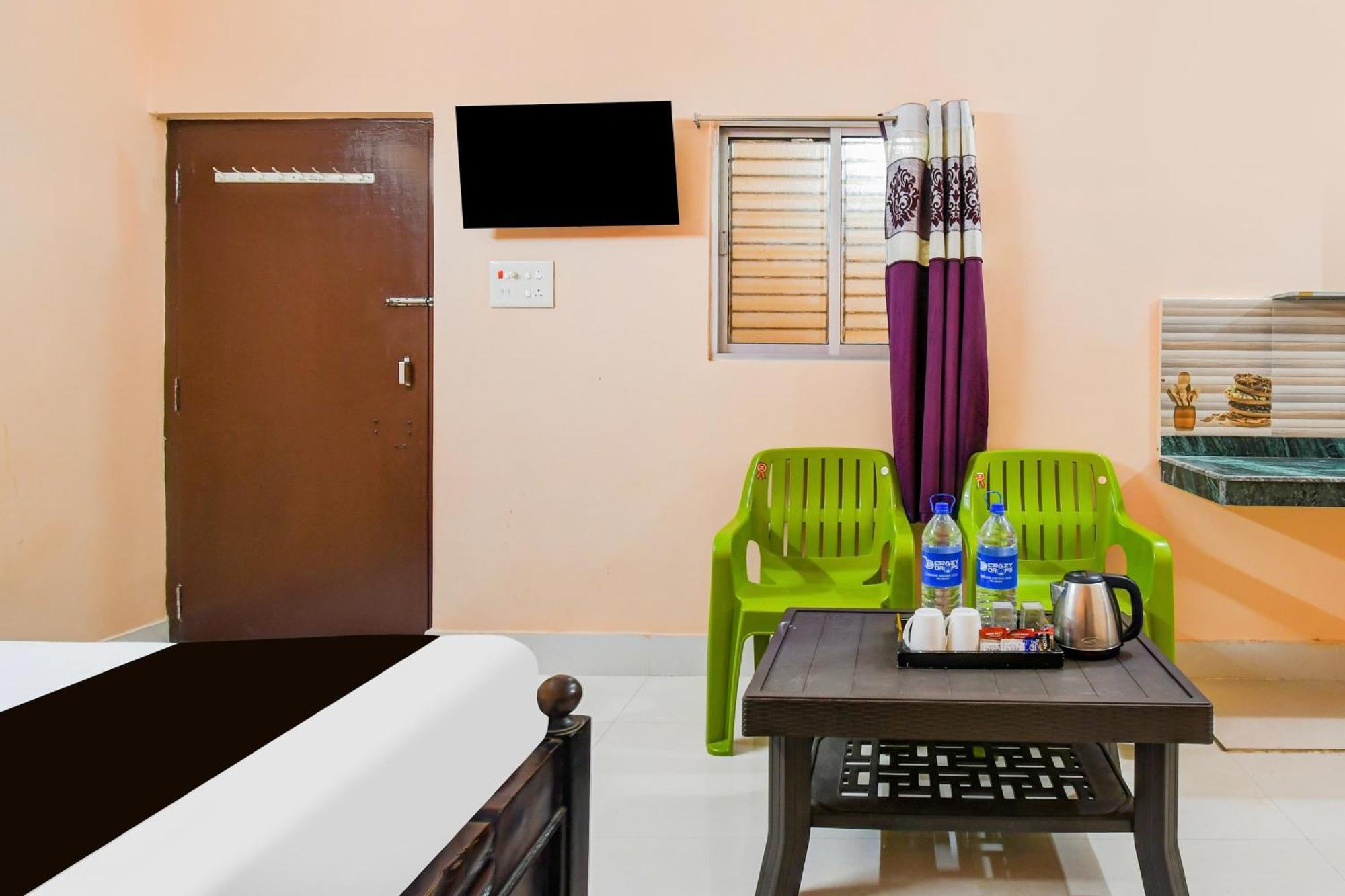 Super Hotel O Dakshin Dwar Formerly Radha Krishna Niwas Puri Exterior foto